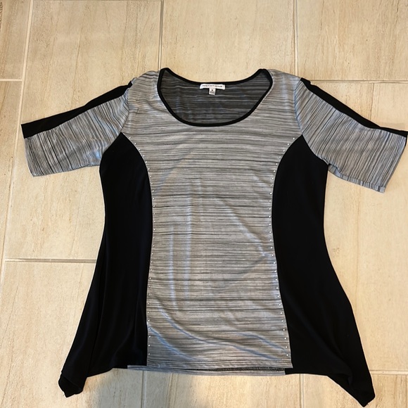 Notations Tops - Notations black and gray polyester top